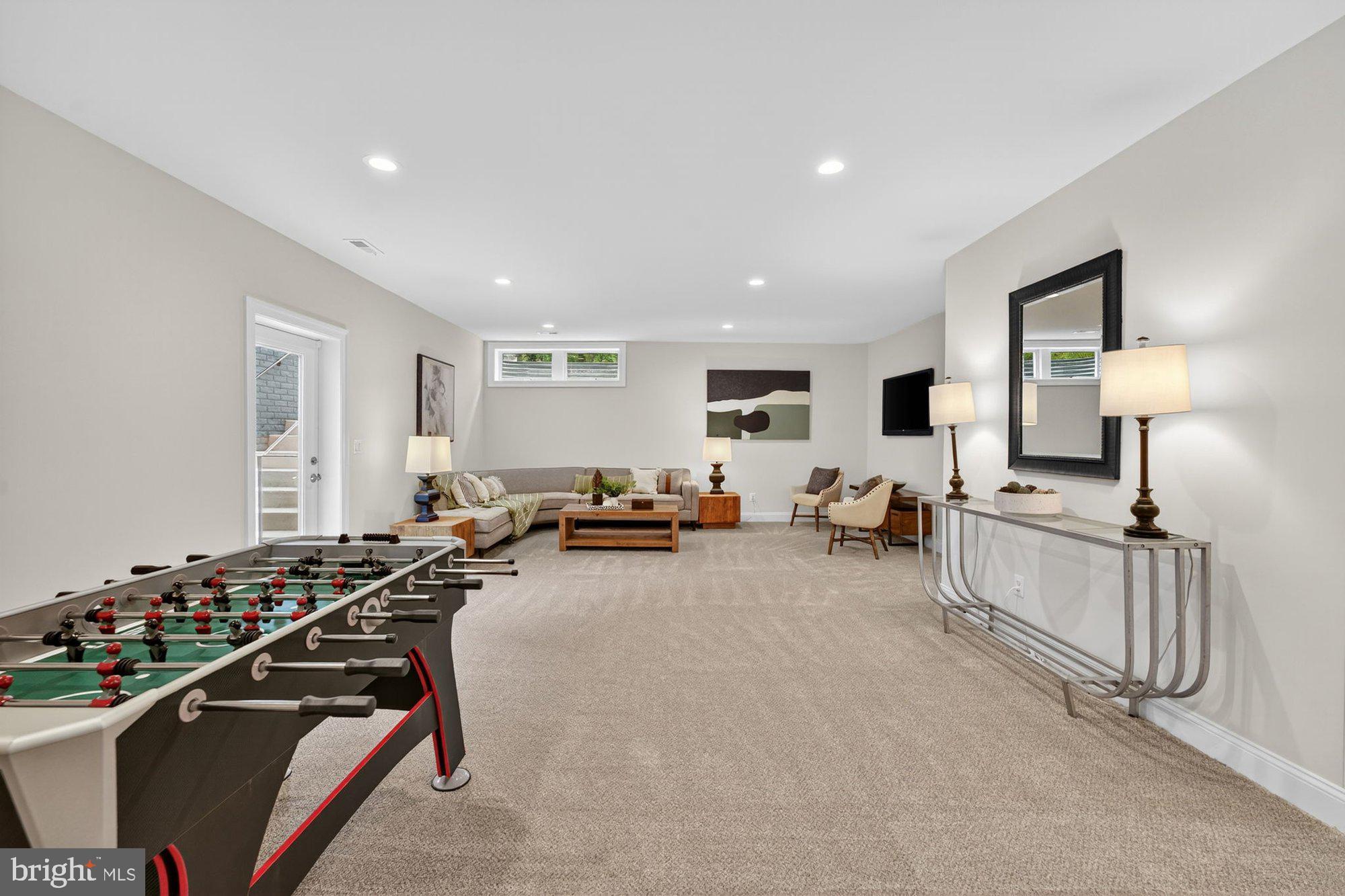 MANTUA - Residential