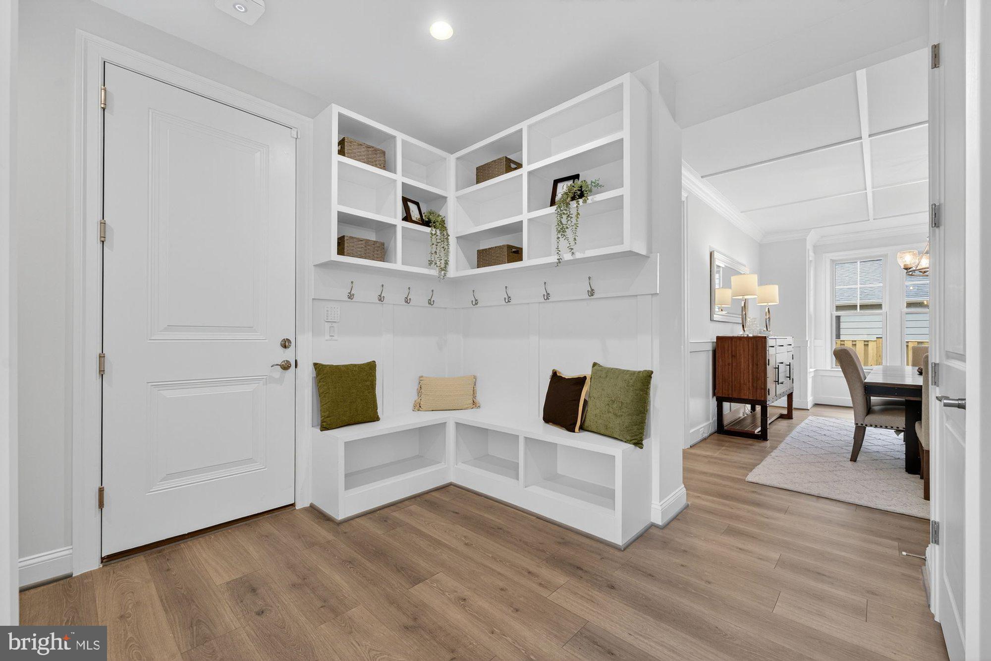 MANTUA - Residential