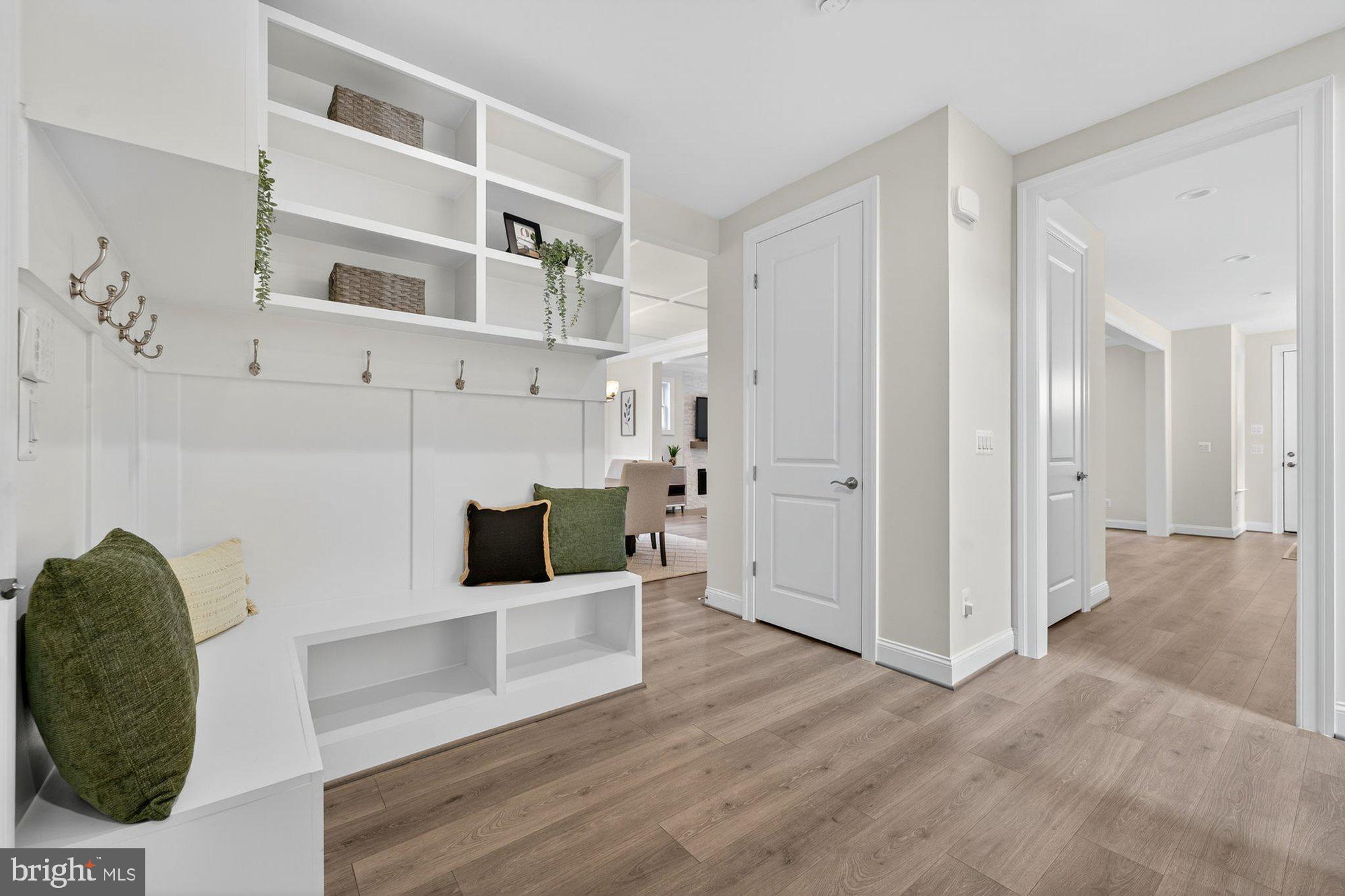 MANTUA - Residential