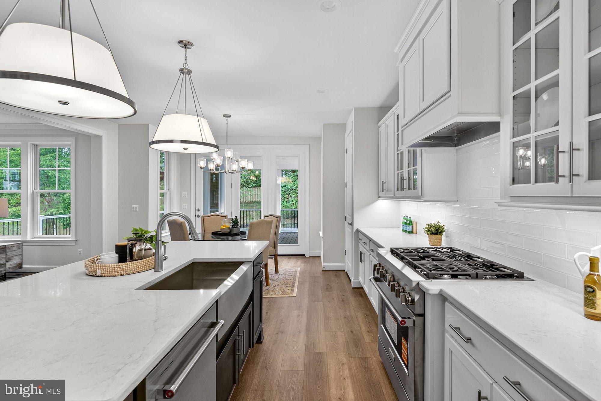 MANTUA - Residential