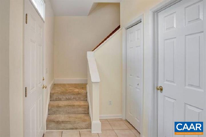 LOCUST MEADOWS - Residential Lease