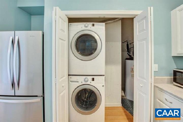 LOCUST MEADOWS - Residential Lease