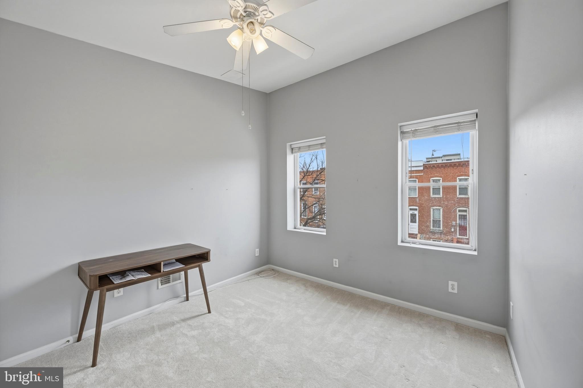 LOCUST POINT - Residential