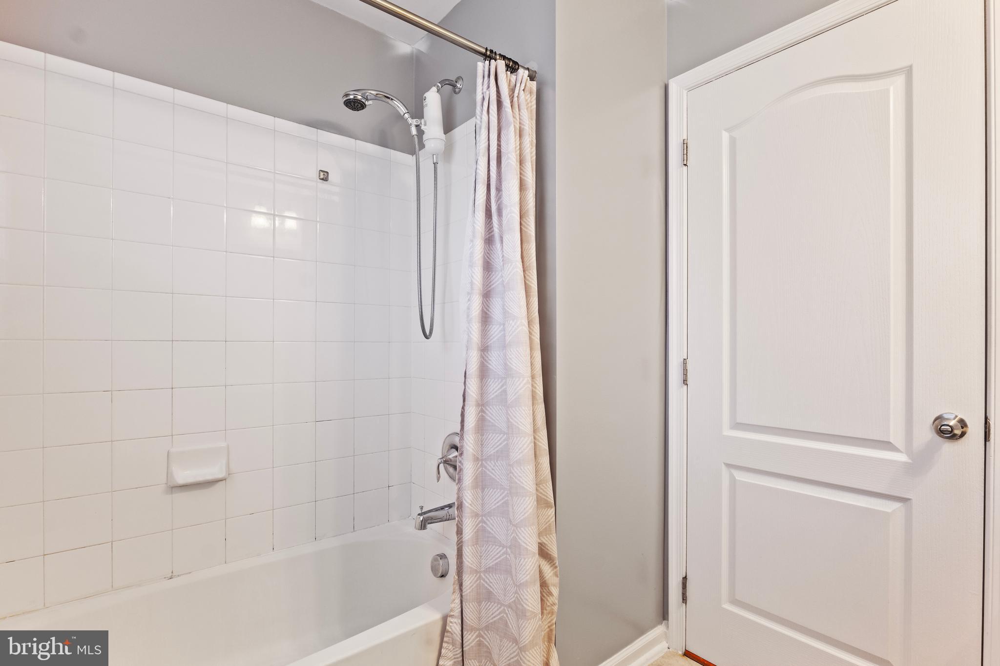 TANYARD SPRINGS - Residential