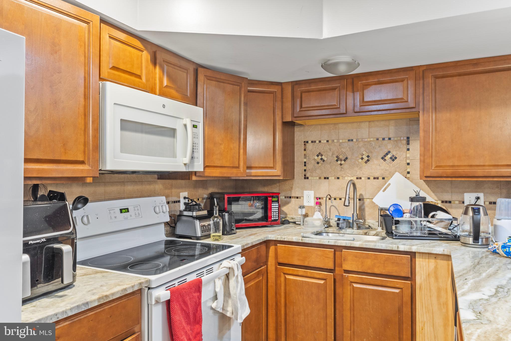 TANYARD SPRINGS - Residential