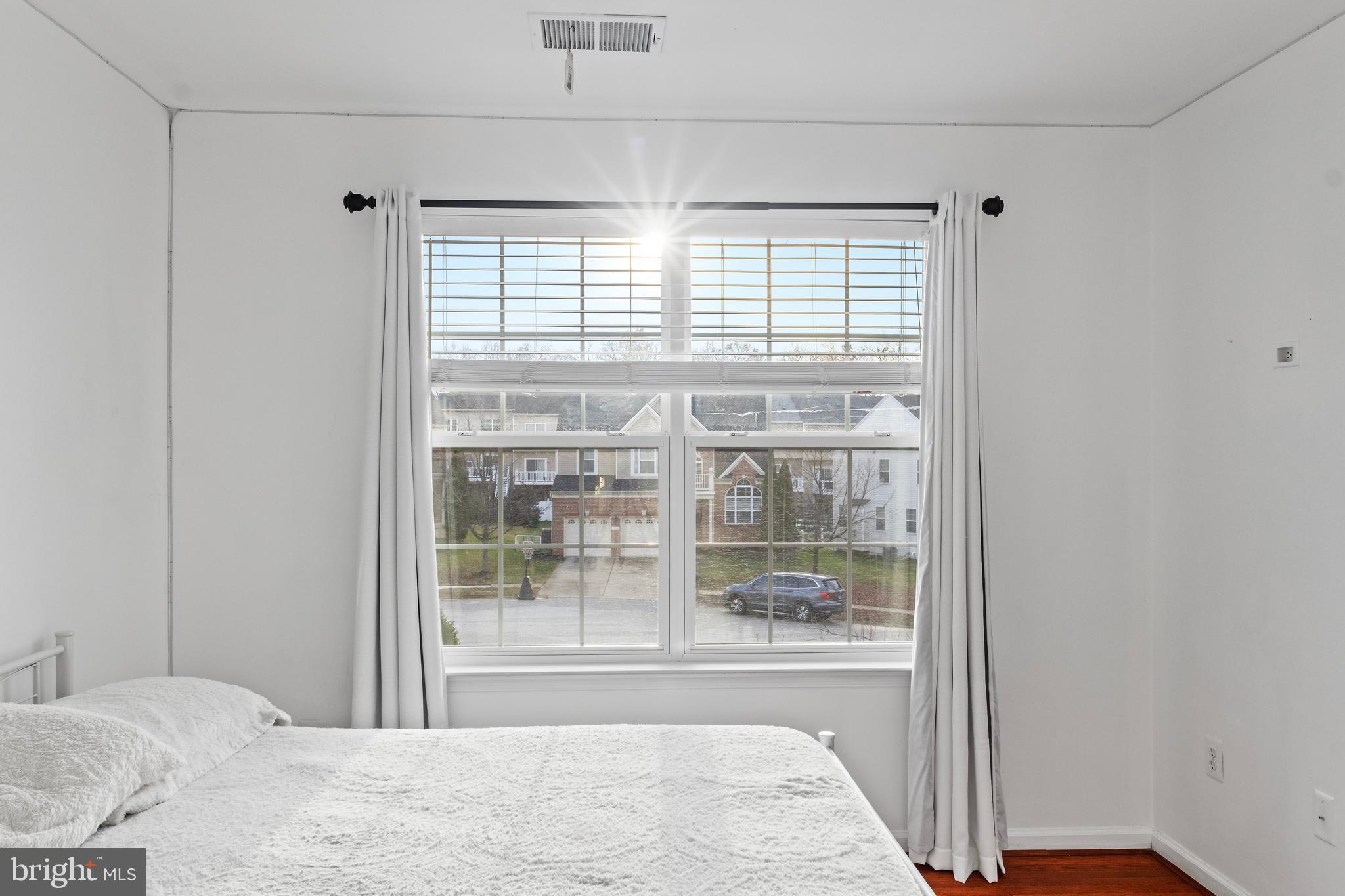 TANYARD SPRINGS - Residential