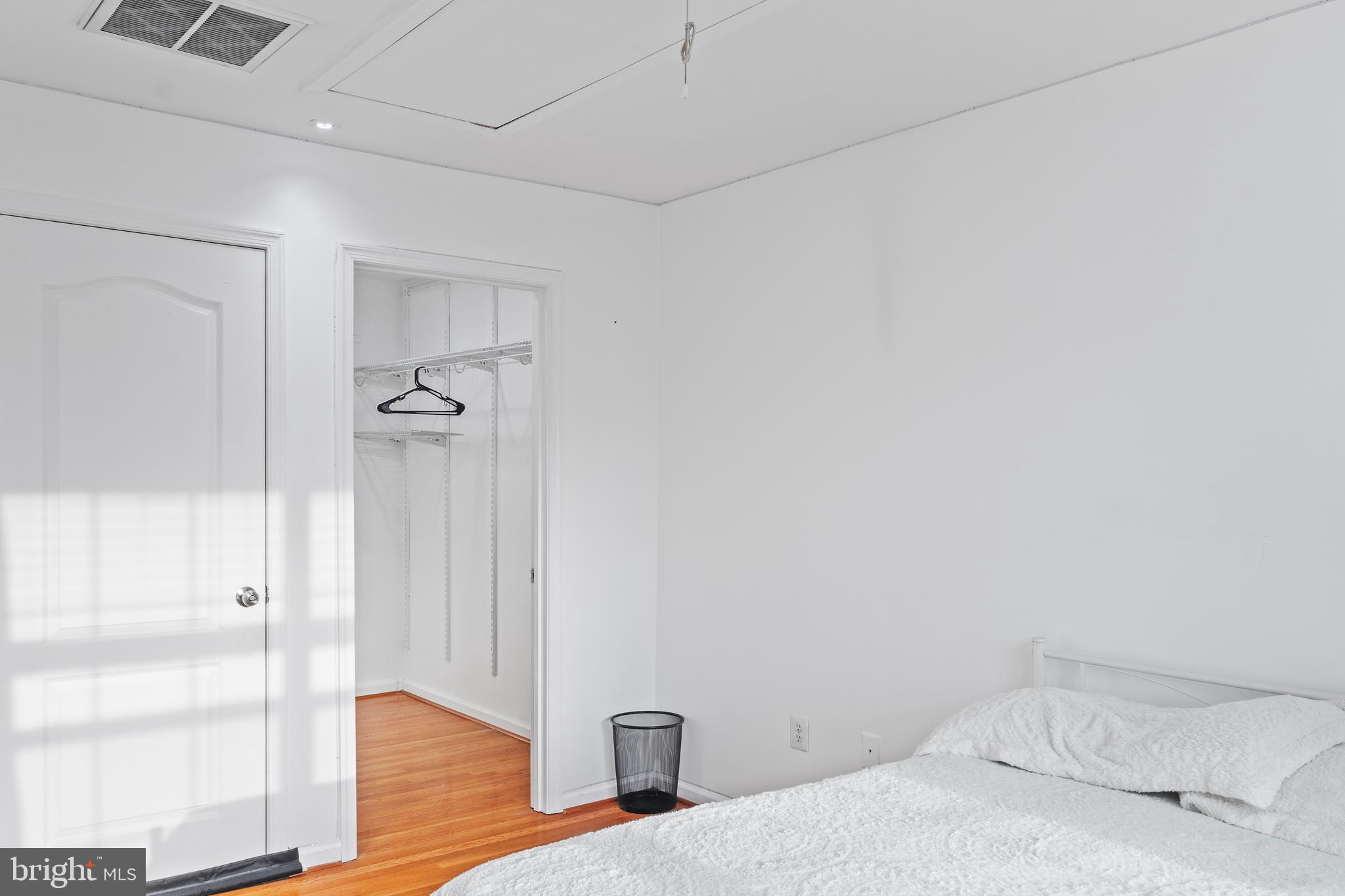 TANYARD SPRINGS - Residential