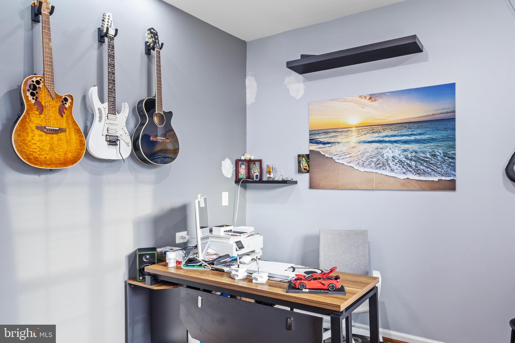 6949 HERITAGE CROSSING