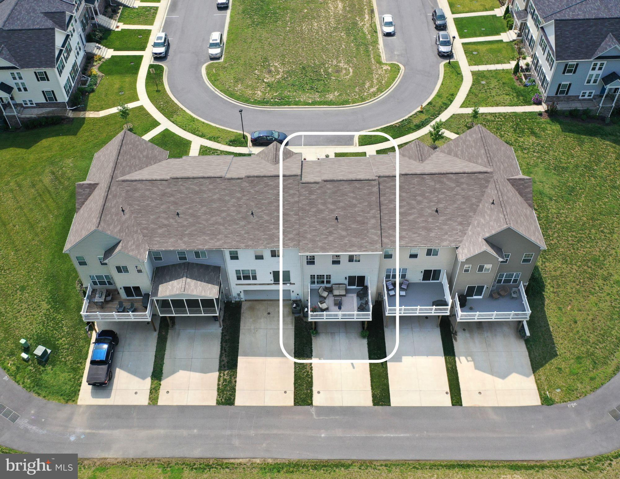 41554 BRIARWOOD CIRCLE