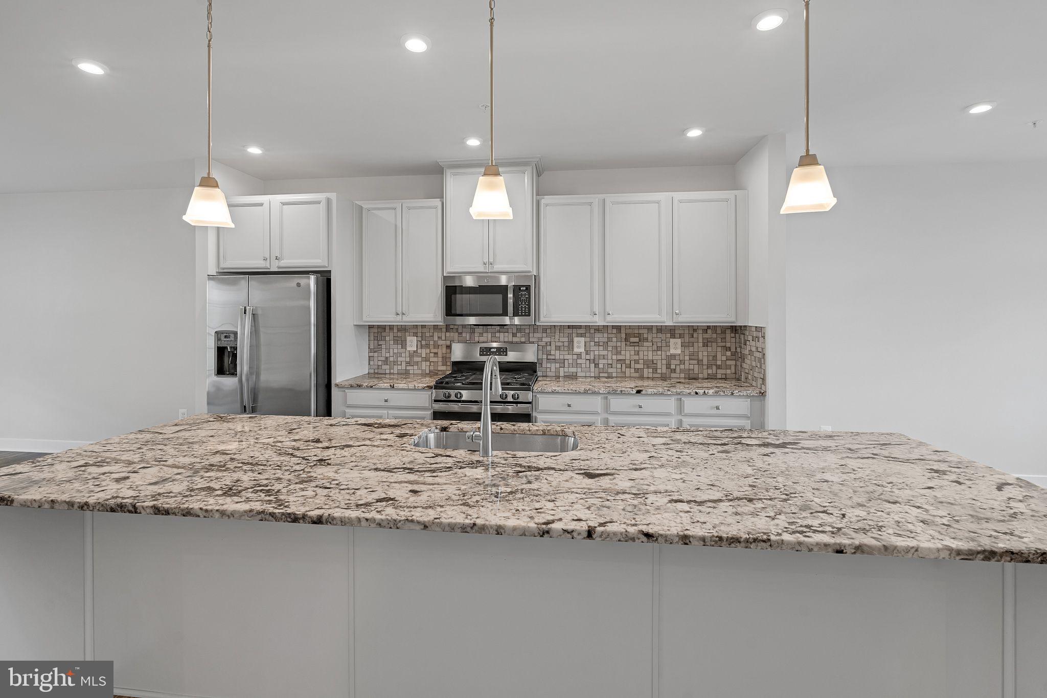 OAKDALE VILLAGE - Residential