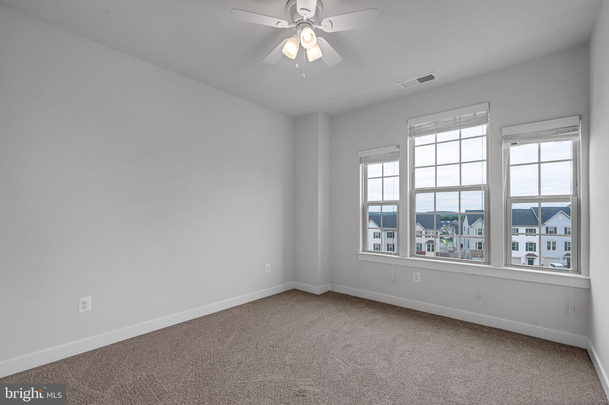 OAKDALE VILLAGE - Residential