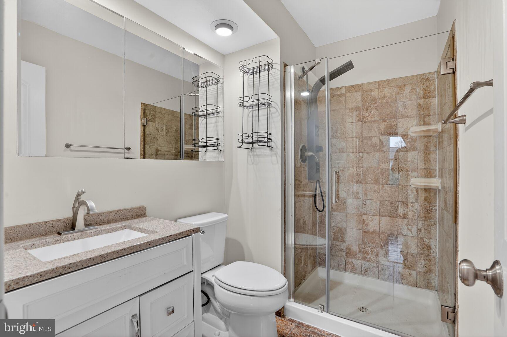 NEW GATE - Residential Lease