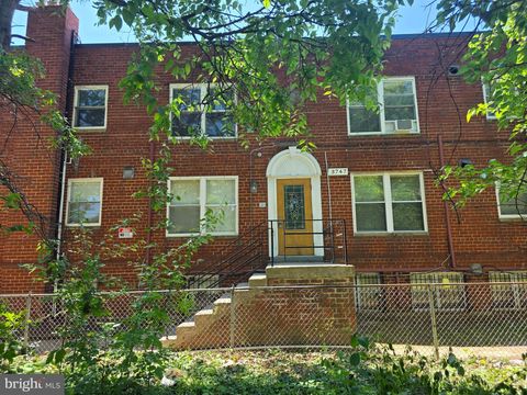 Photo of 3747 1st Street SE, WASHINGTON, DC 20032 (MLS # DCDC2259900)