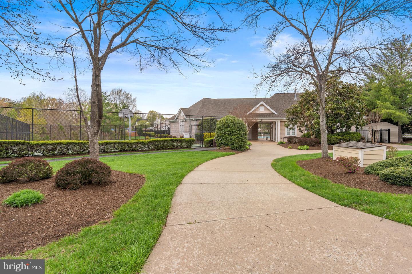 BRIDLEWOOD - Residential