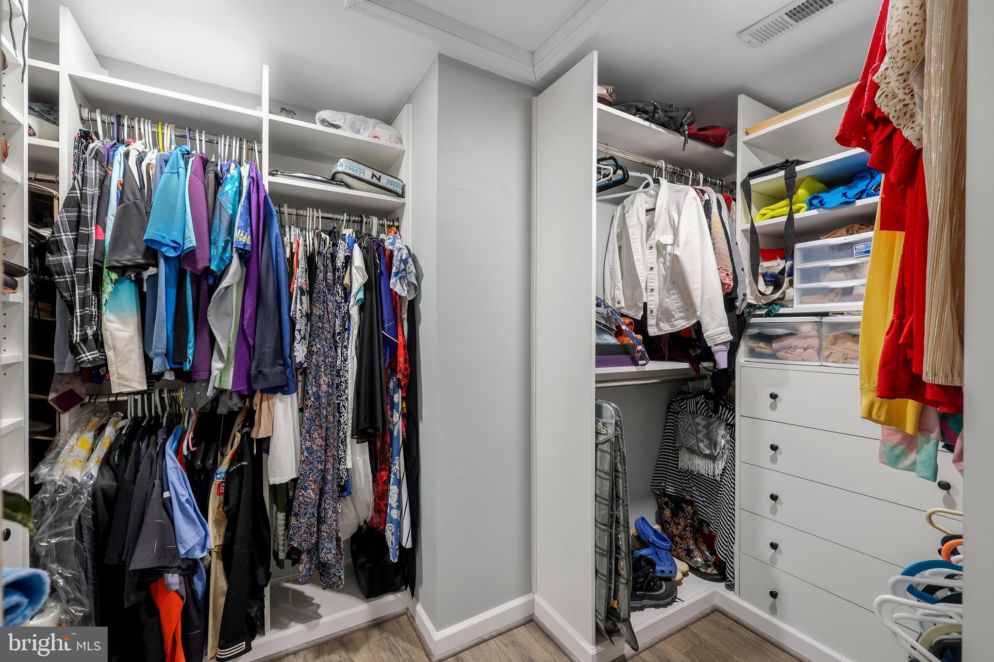 BRIDLEWOOD - Residential