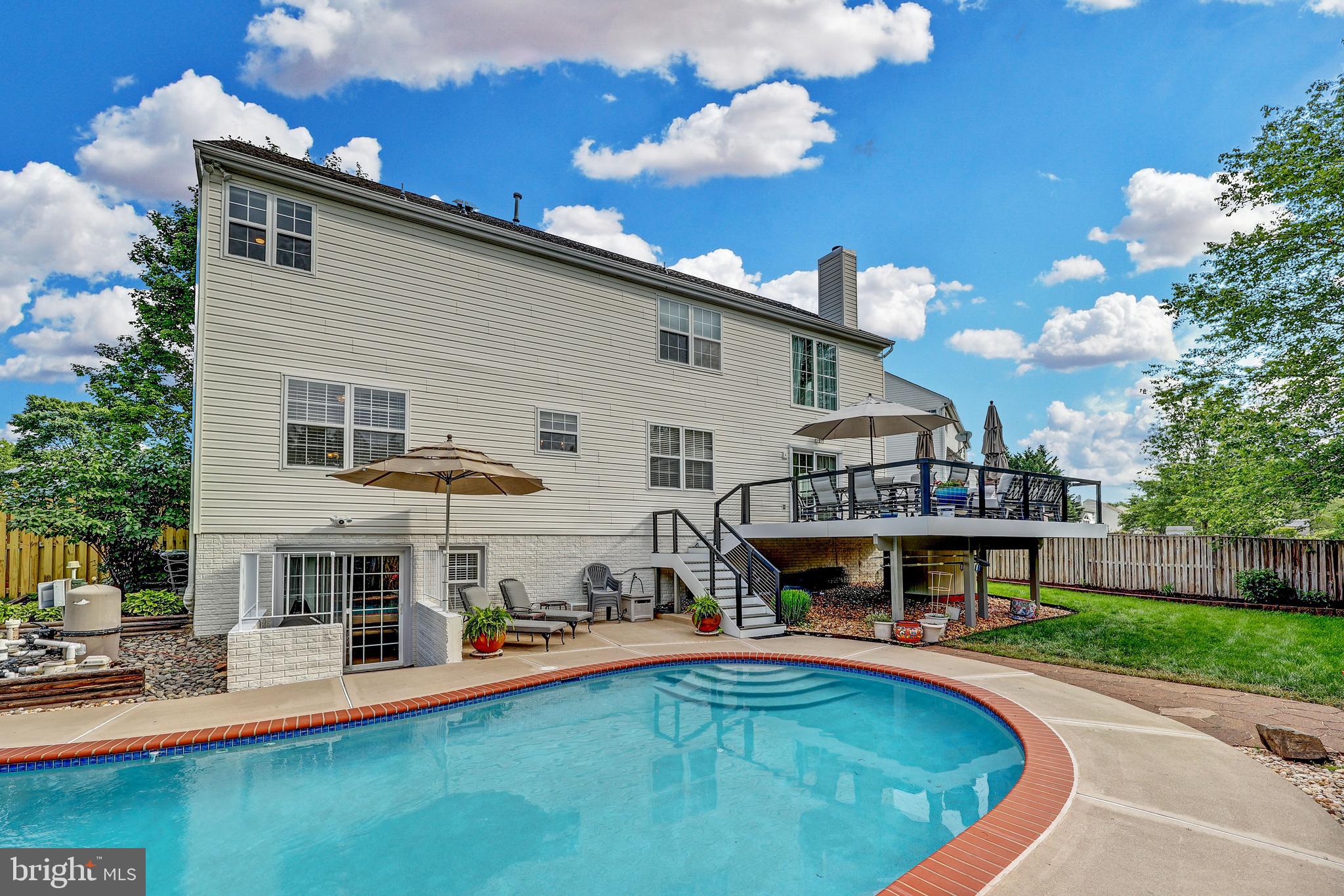 BRIDLEWOOD - Residential