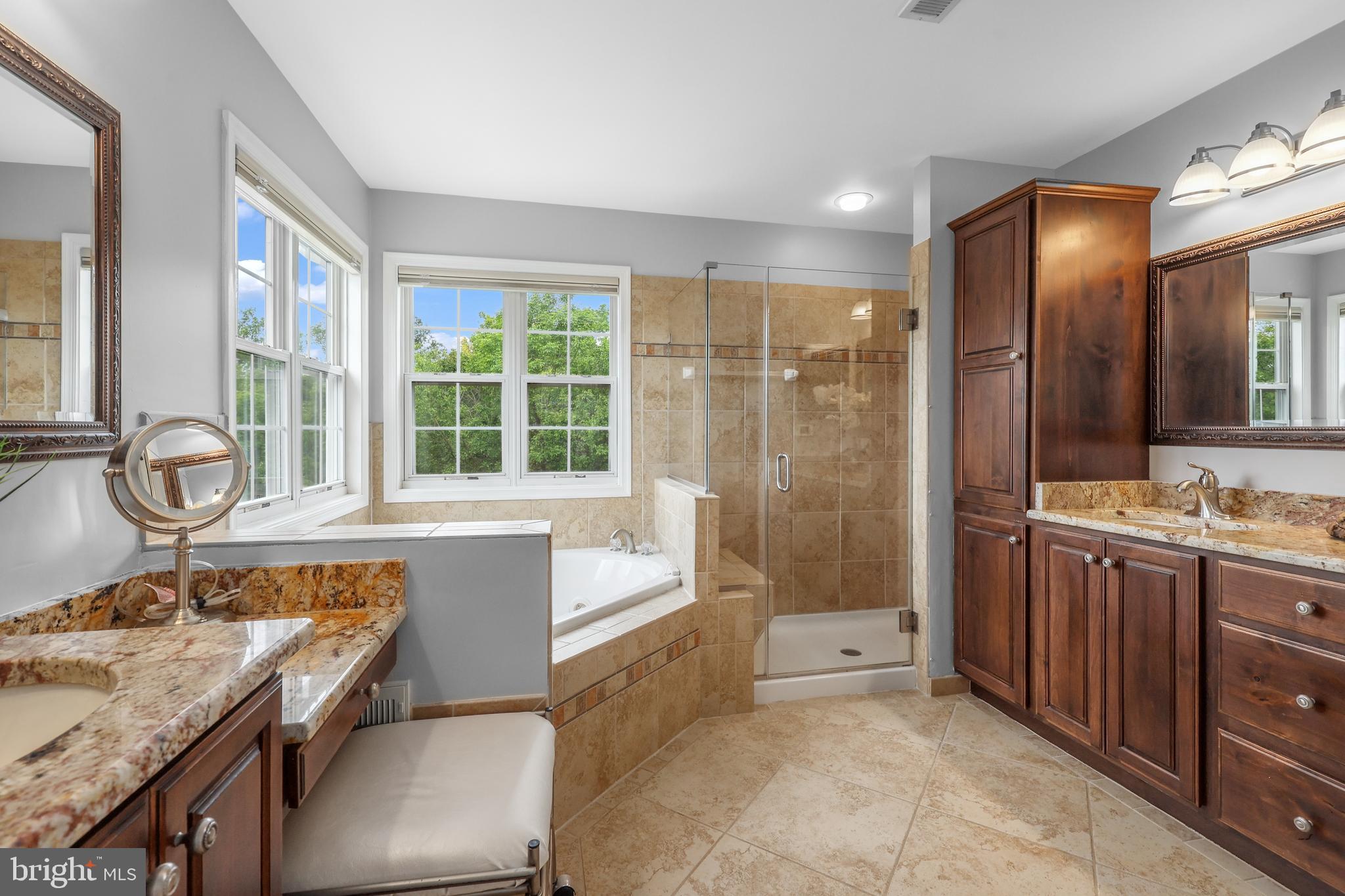 BRIDLEWOOD - Residential