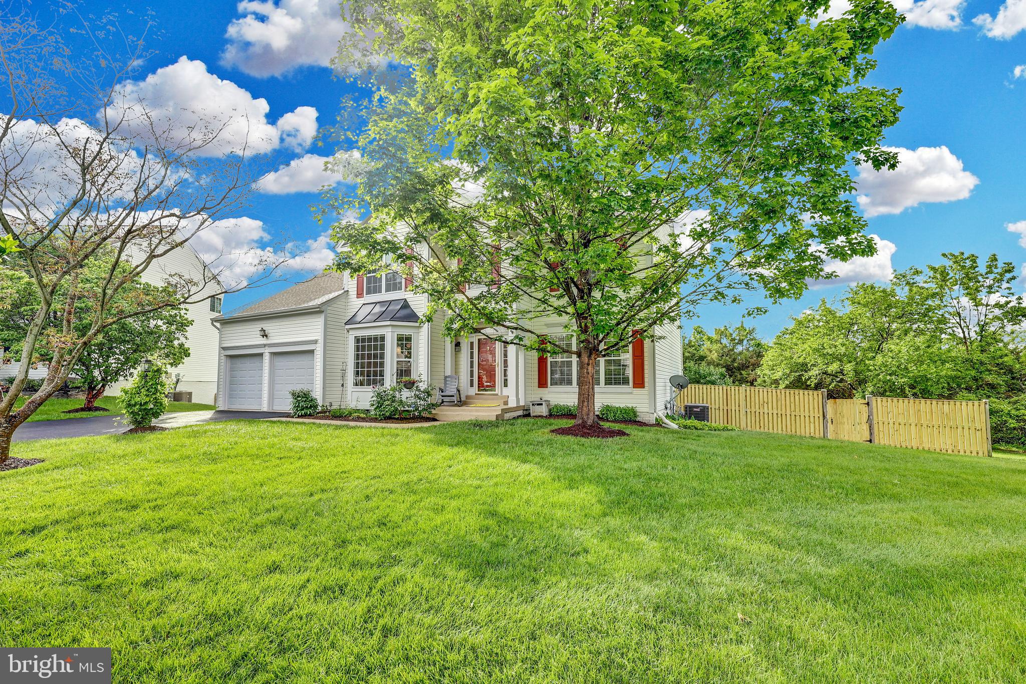 BRIDLEWOOD - Residential