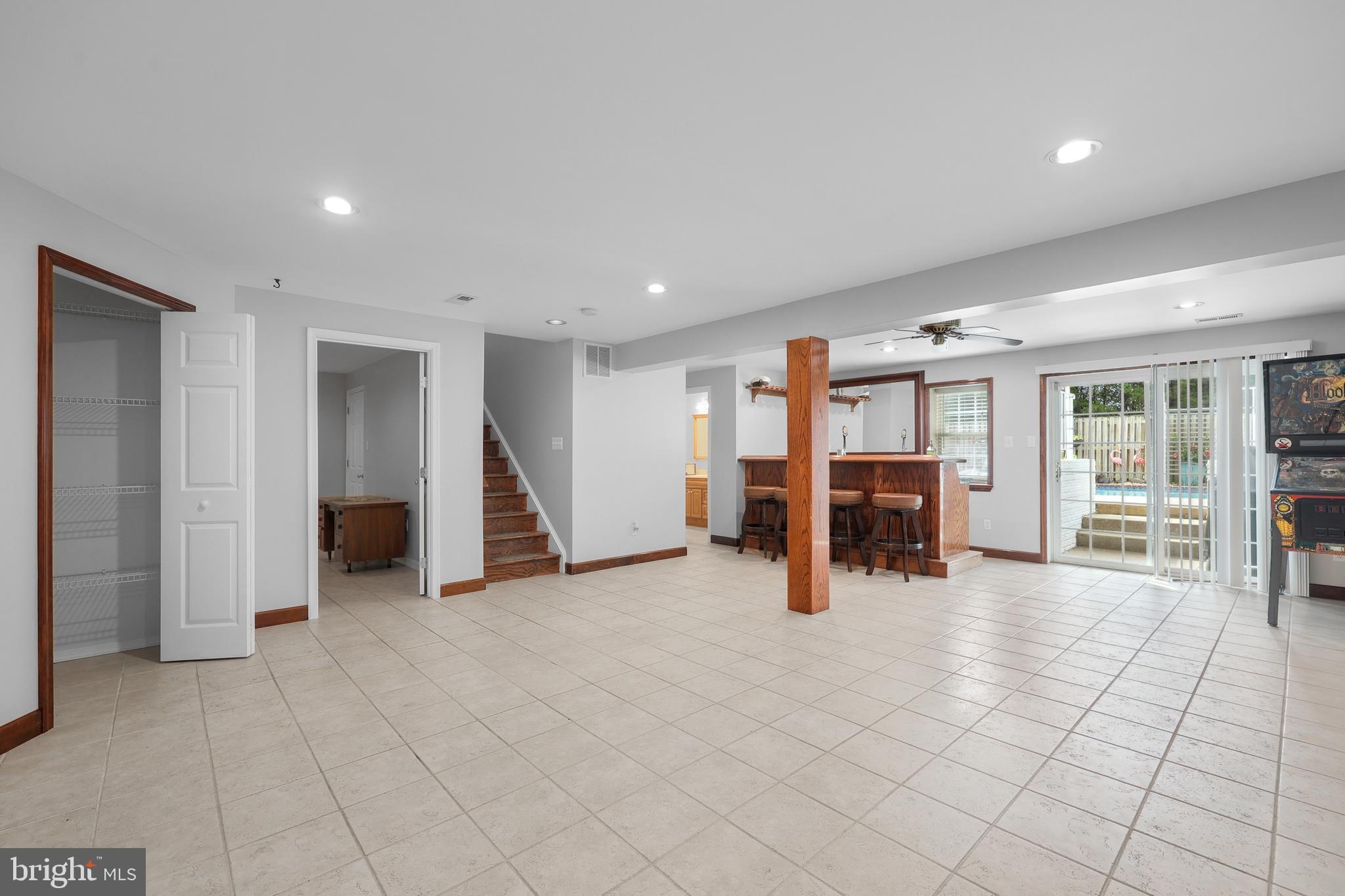 BRIDLEWOOD - Residential