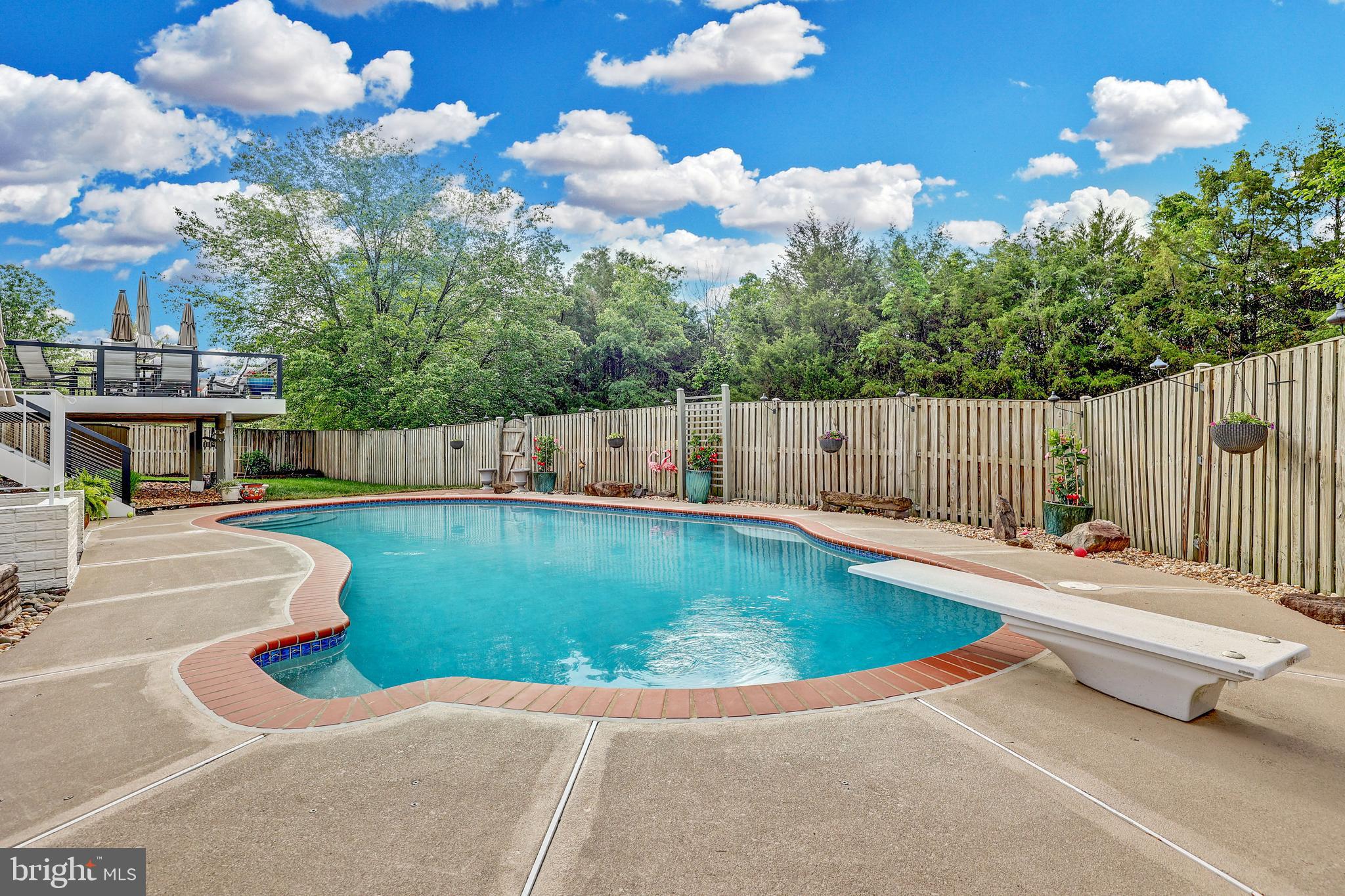 BRIDLEWOOD - Residential