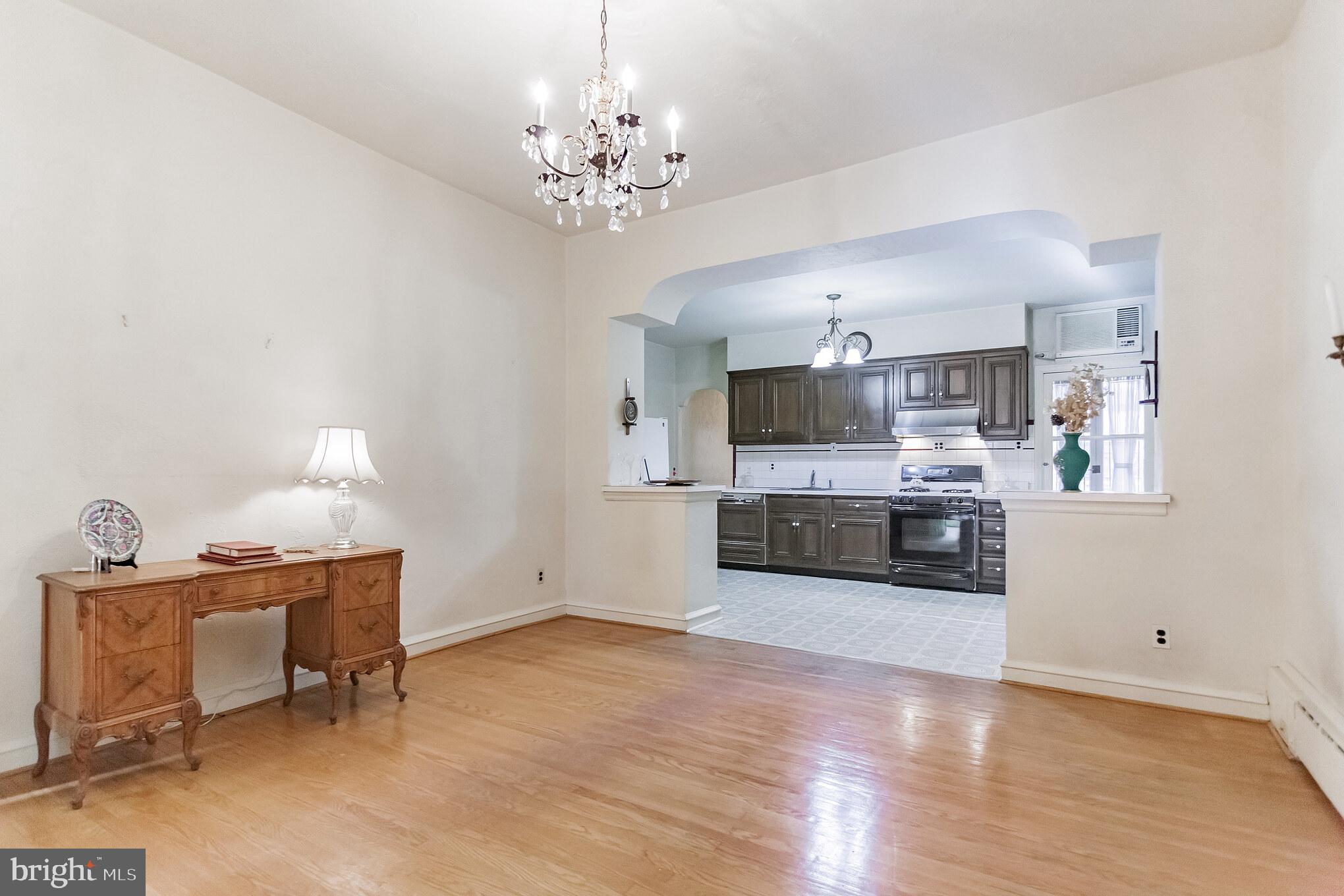 SOCIETY HILL - Residential
