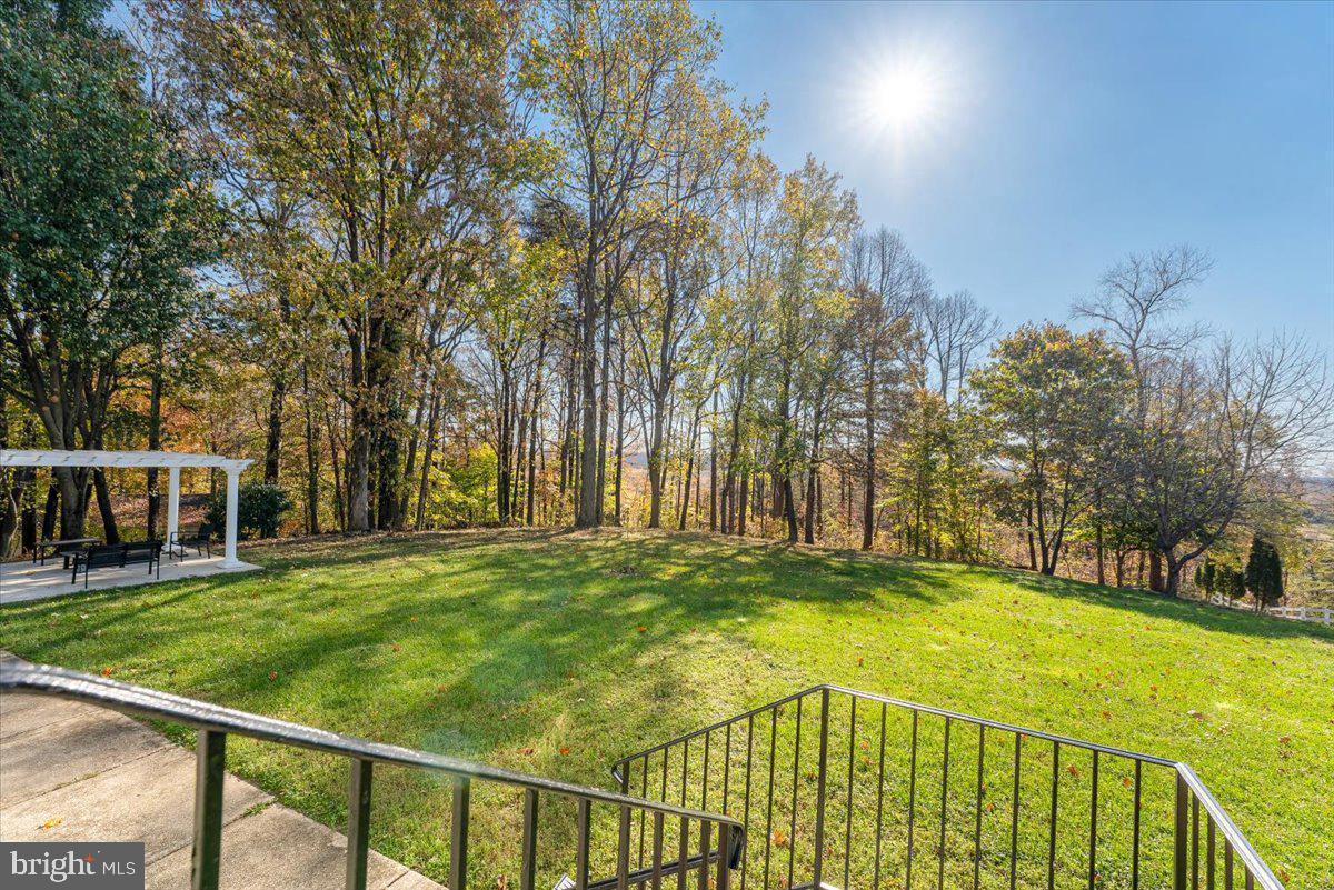 WESTPHALIA WOODS - Residential Lease