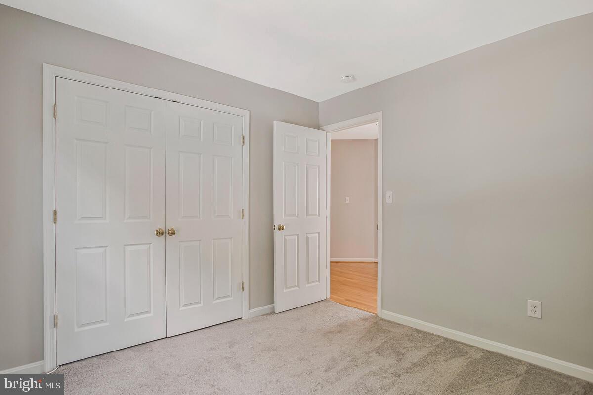 WESTPHALIA WOODS - Residential Lease