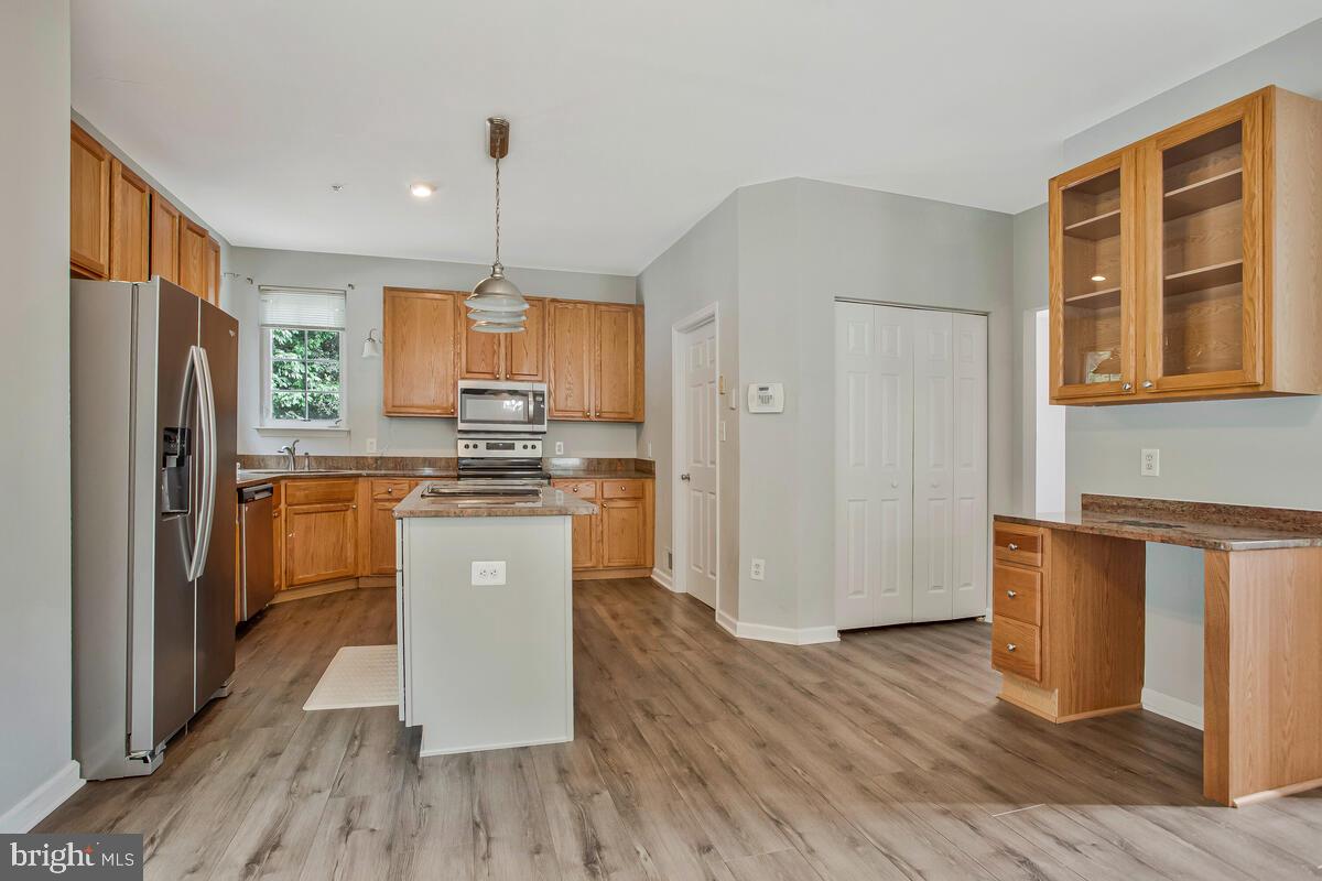 WESTPHALIA WOODS - Residential Lease