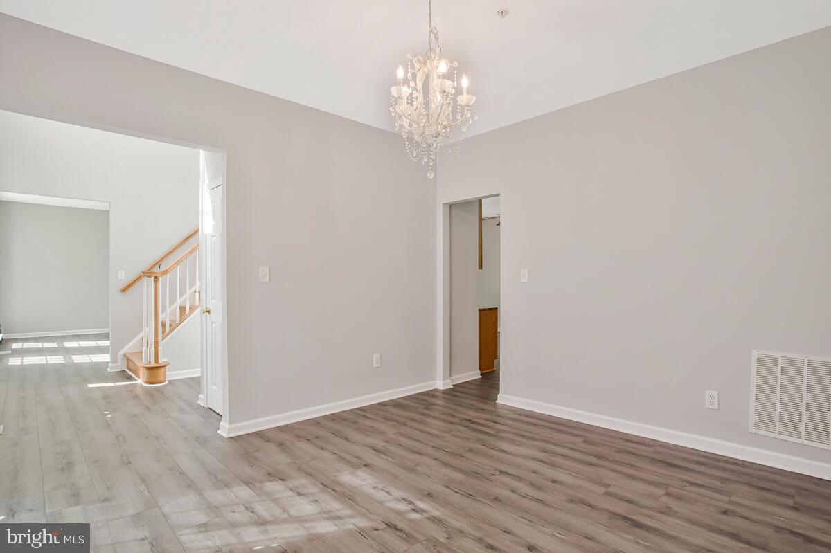 WESTPHALIA WOODS - Residential Lease