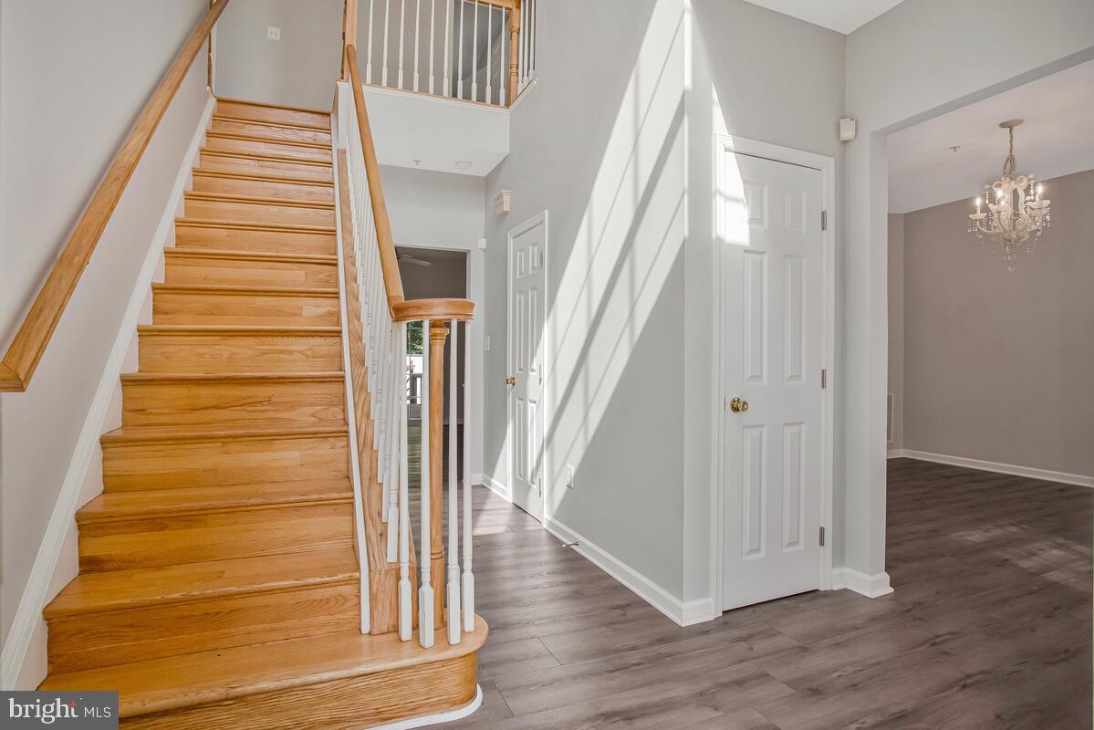 WESTPHALIA WOODS - Residential Lease