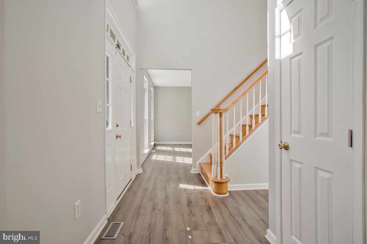 WESTPHALIA WOODS - Residential Lease