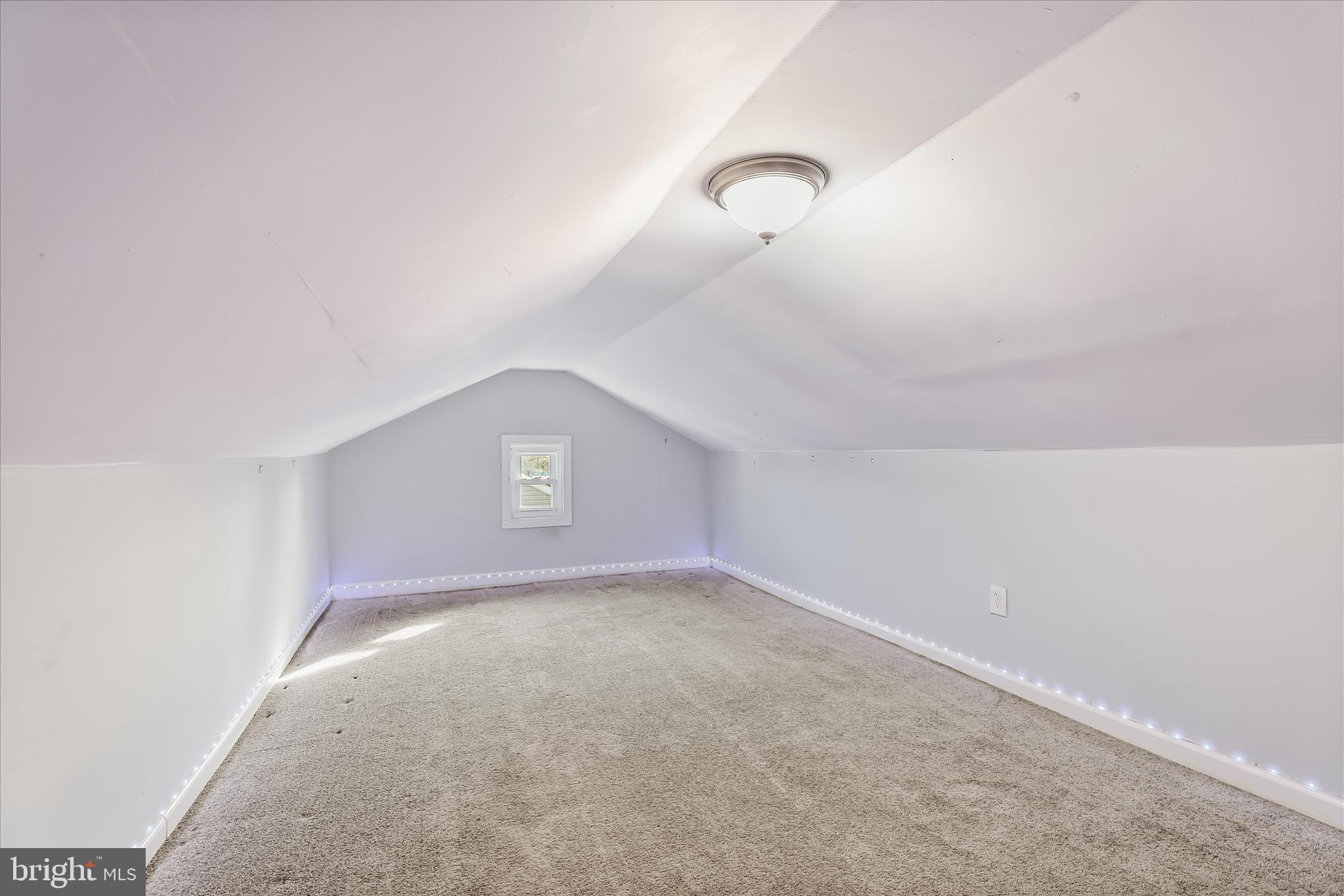 WOODHOME HEIGHTS - Residential