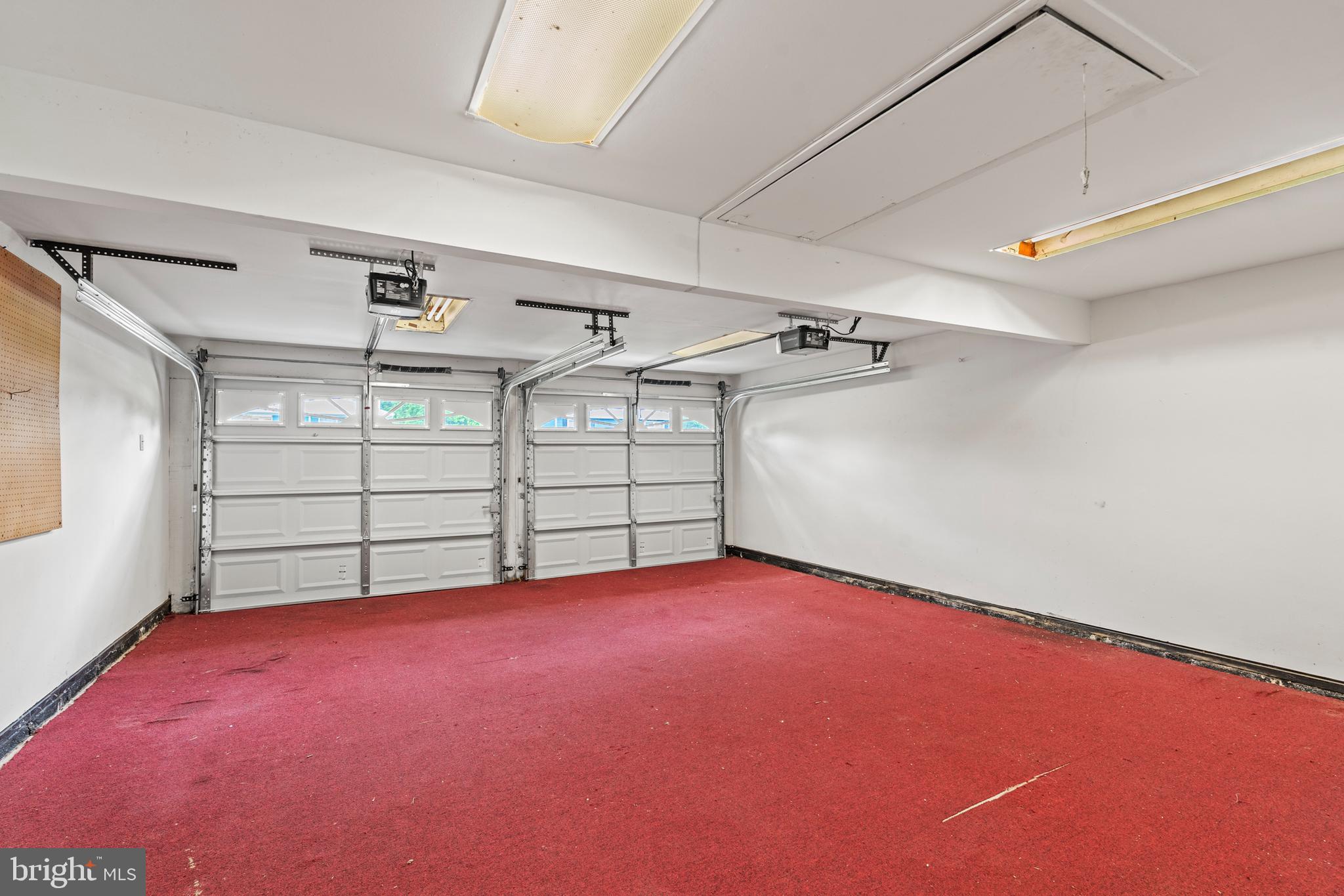 YORKTOWN - Residential