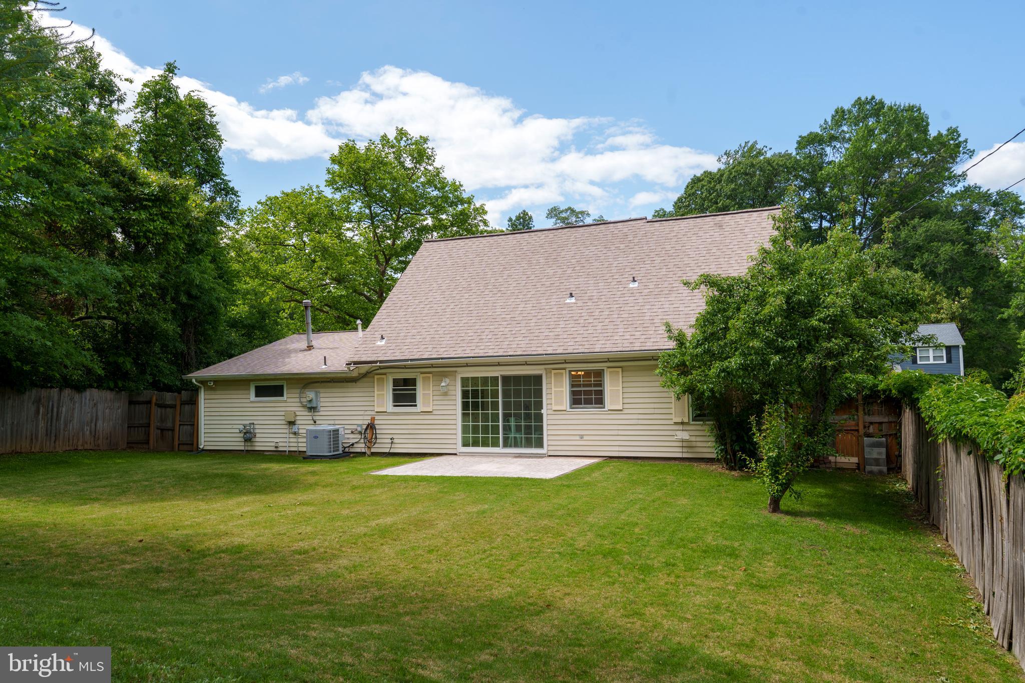 YORKTOWN - Residential