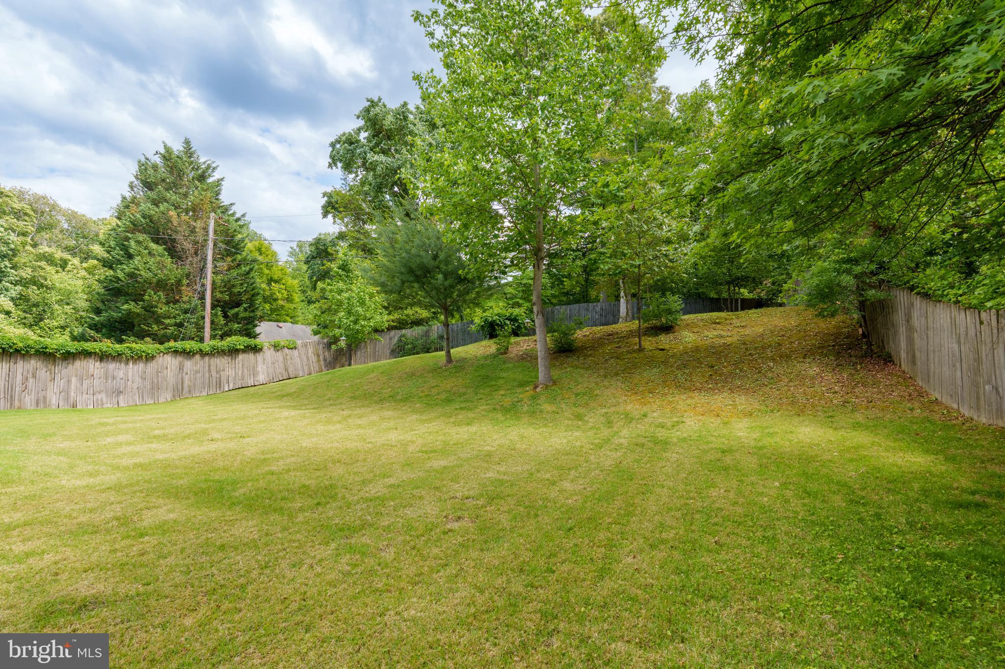 YORKTOWN - Residential