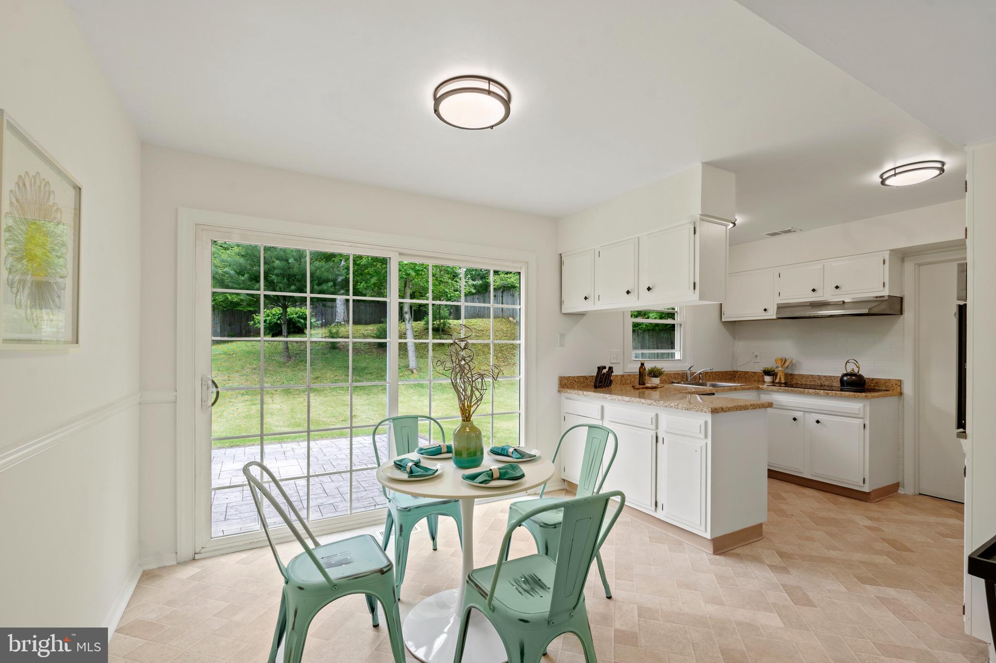 YORKTOWN - Residential