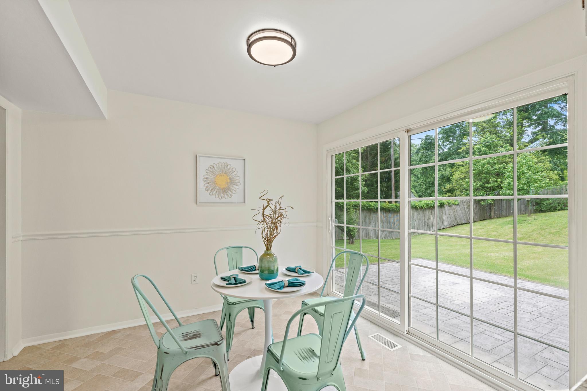 YORKTOWN - Residential