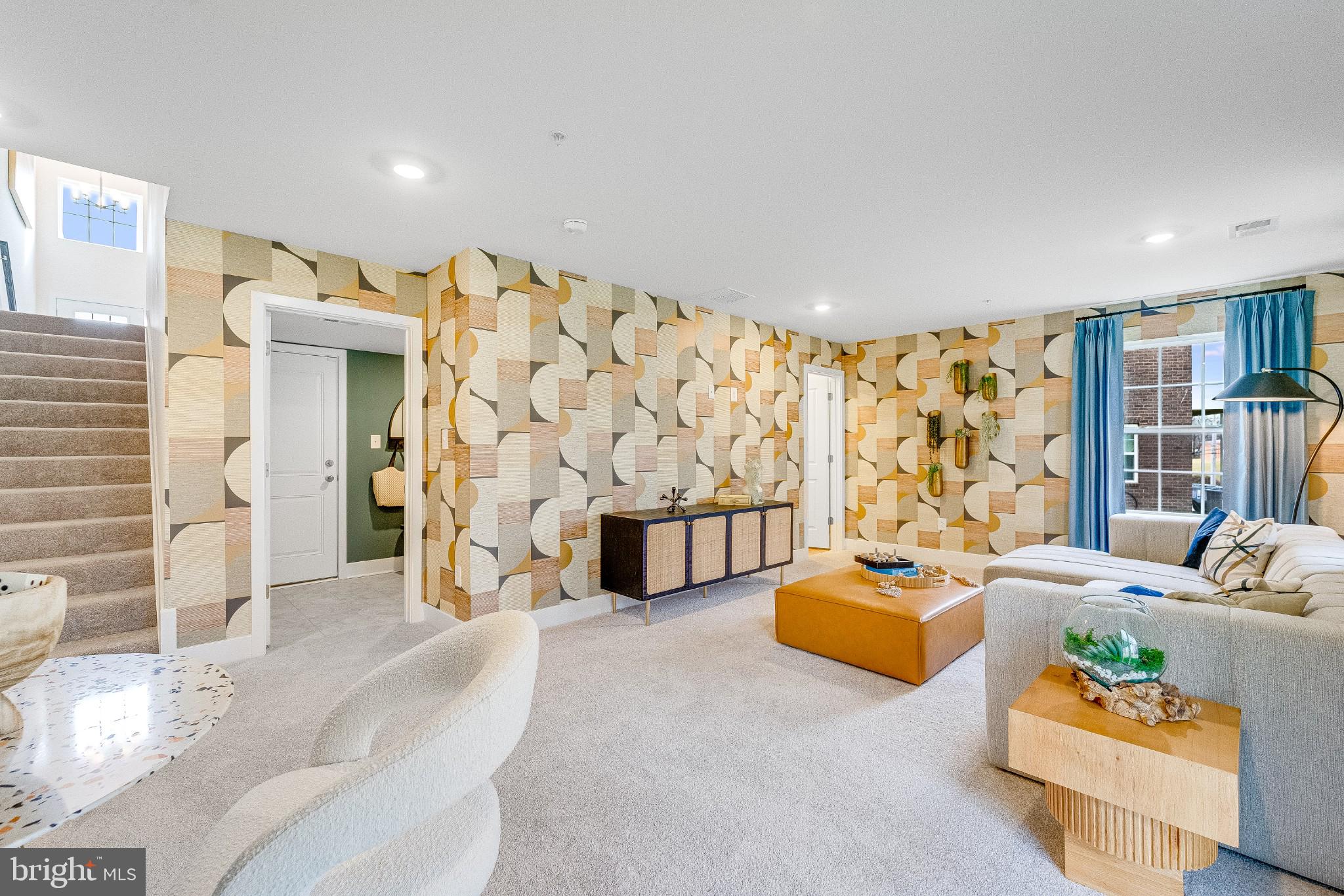 PIKESVILLE - Residential