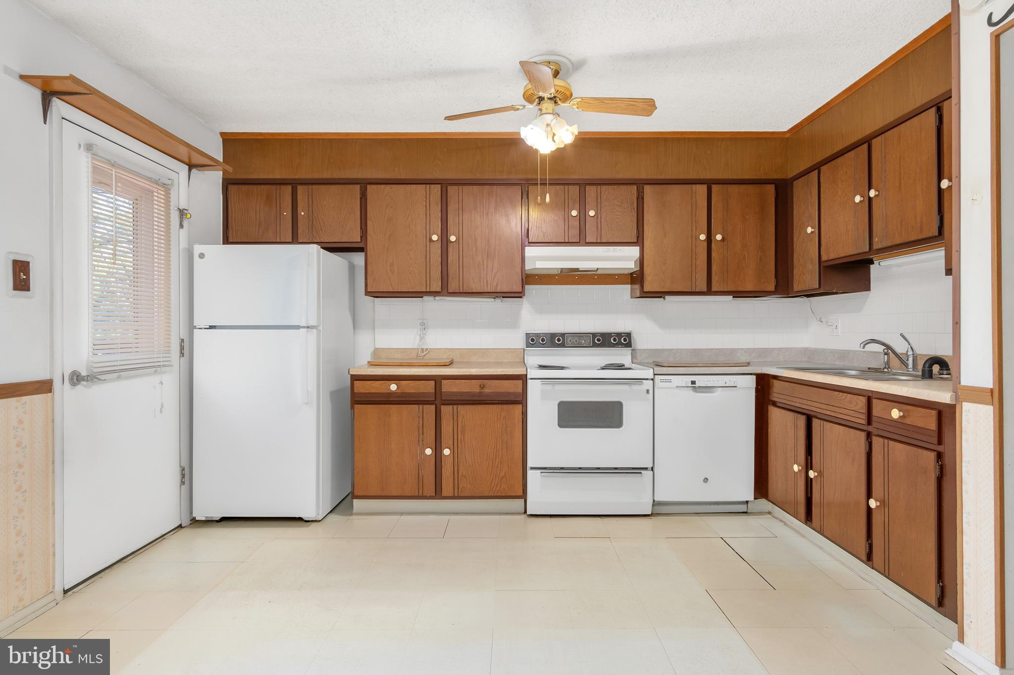 SPRINGBROOK - Residential