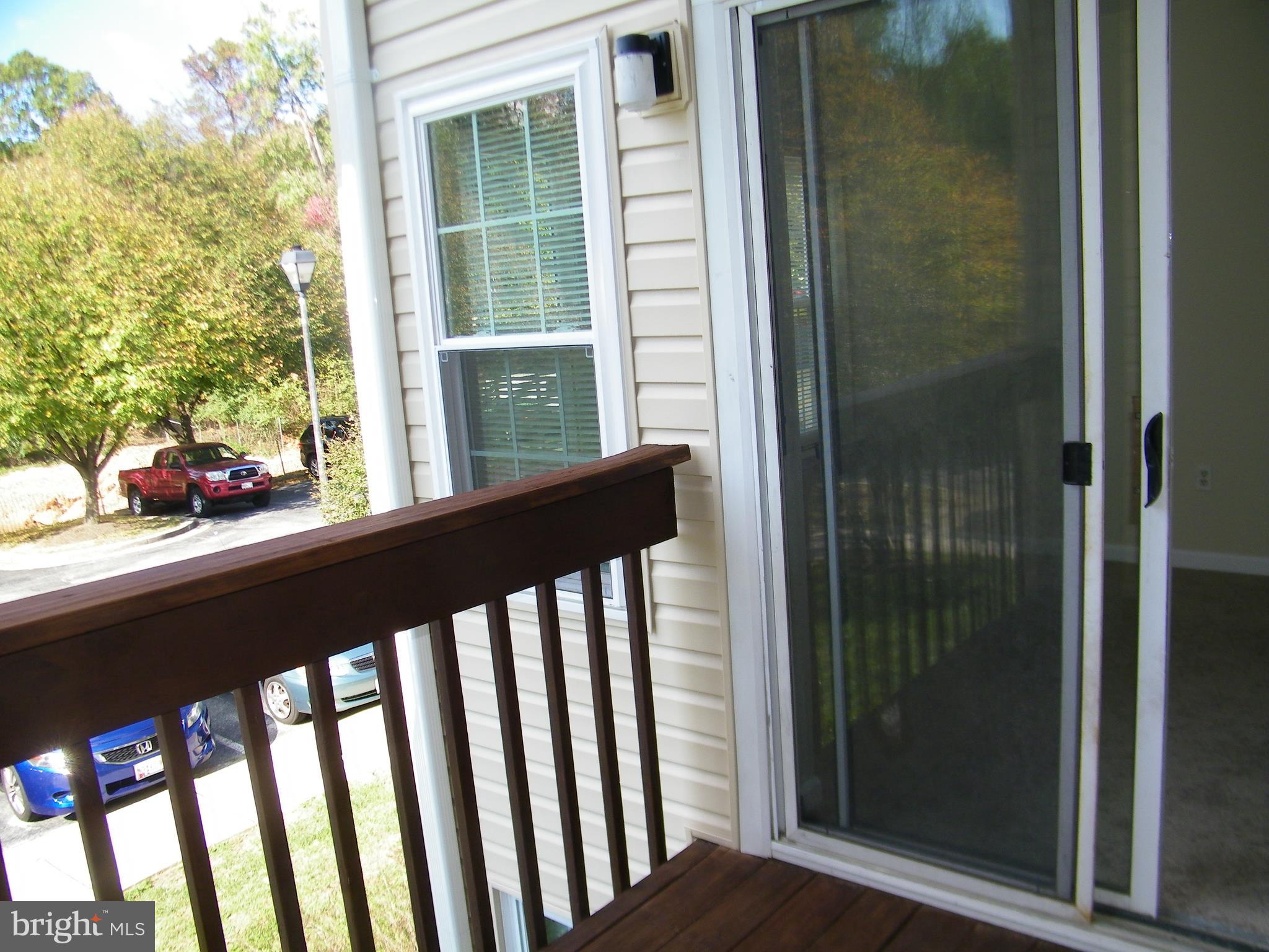 OAK LEAF VILLAS - Residential Lease