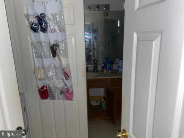 BRISTOL GREEN - Residential