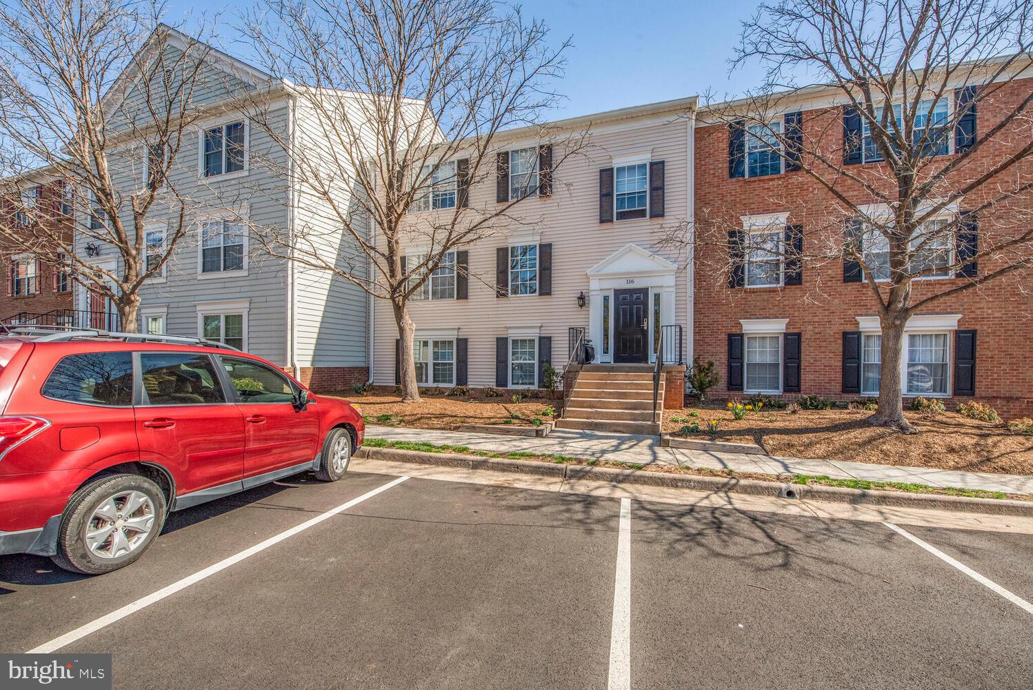 FOX CHAPEL AT TUDOR KNOLLS - Residential