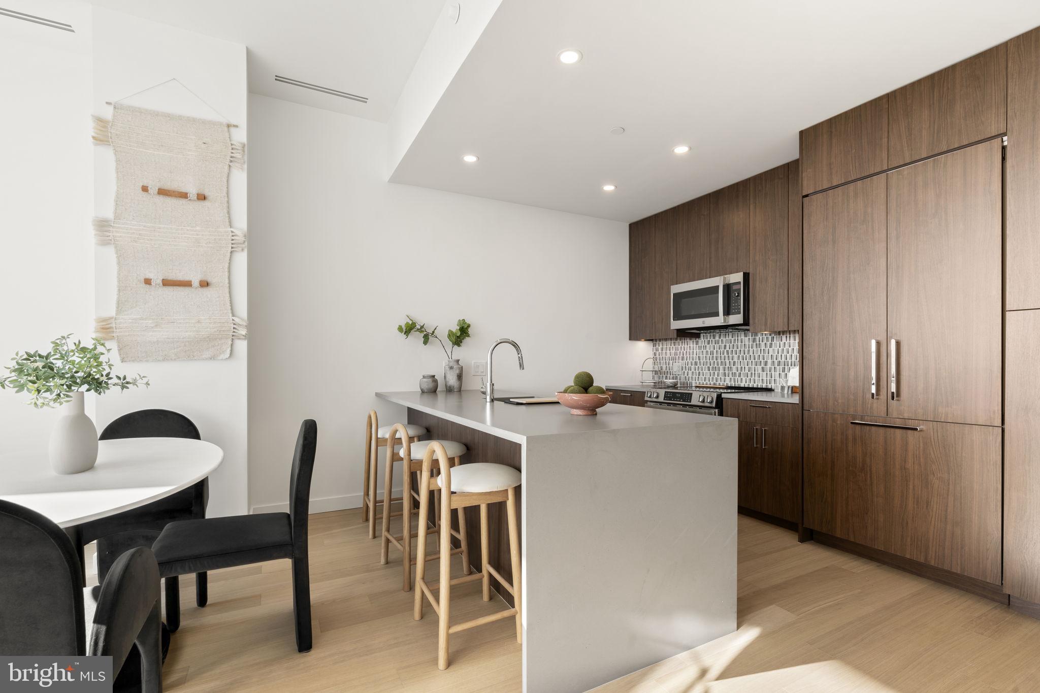 CENTER CITY - Residential Lease