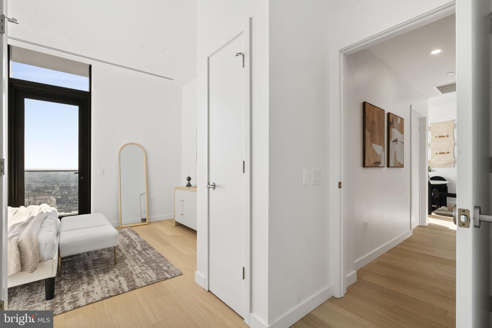 CENTER CITY - Residential Lease