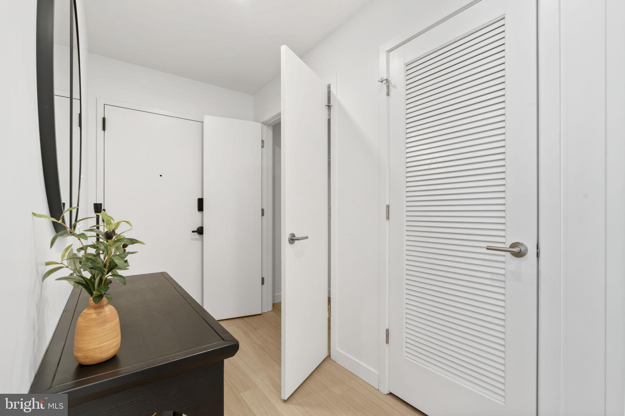 CENTER CITY - Residential Lease