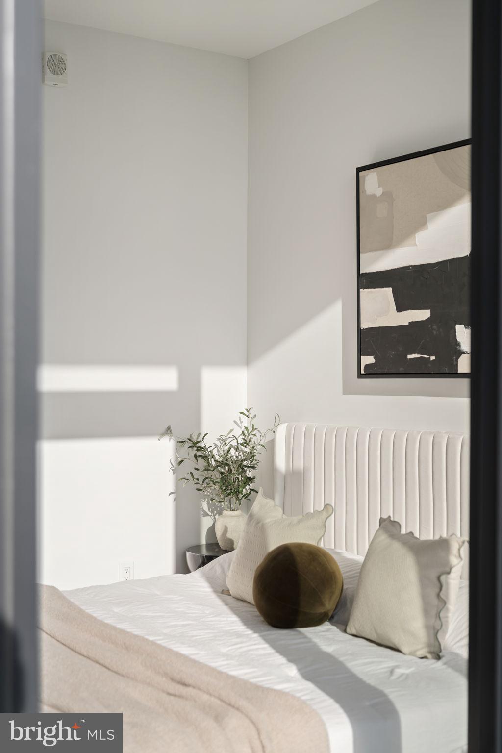 CENTER CITY - Residential Lease