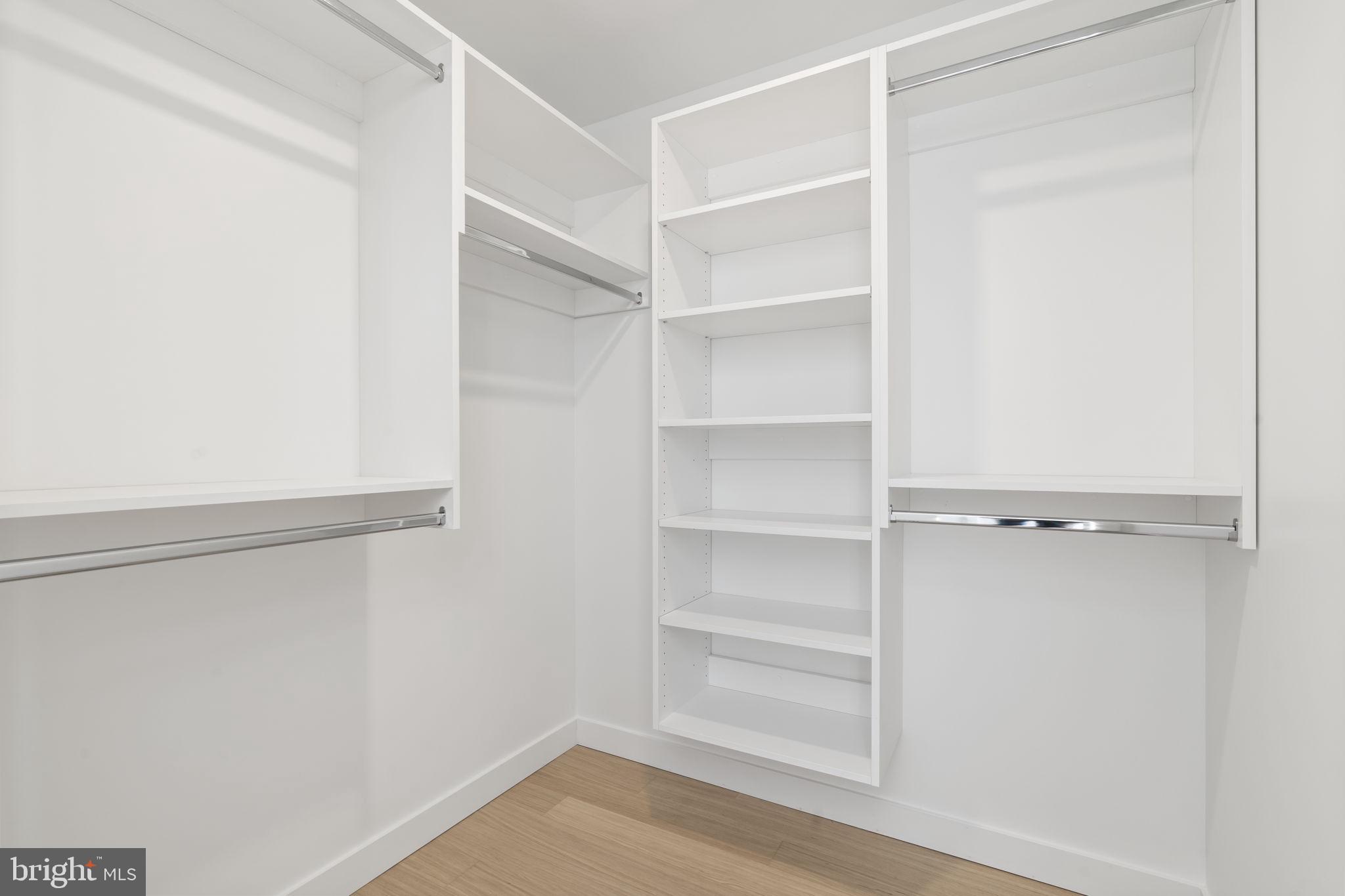 CENTER CITY - Residential Lease