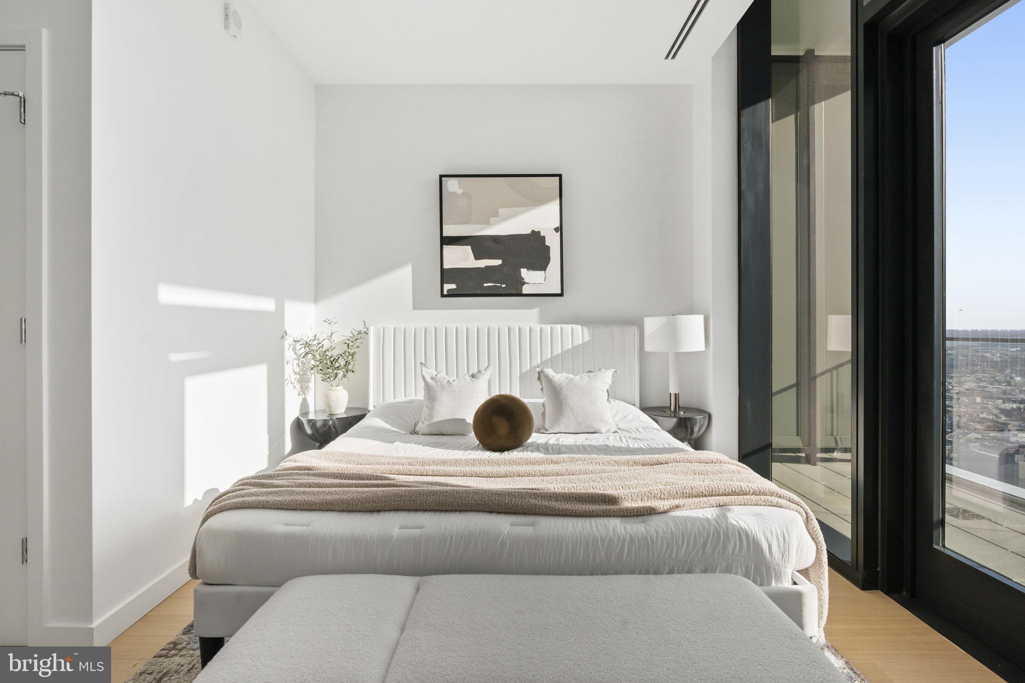 CENTER CITY - Residential Lease