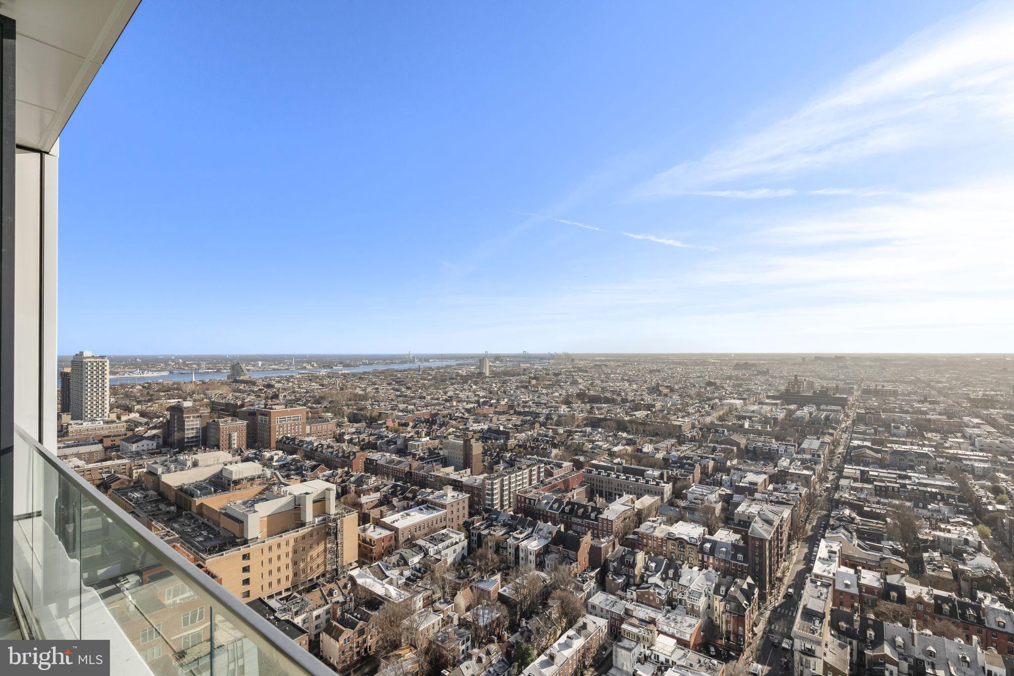 CENTER CITY - Residential Lease