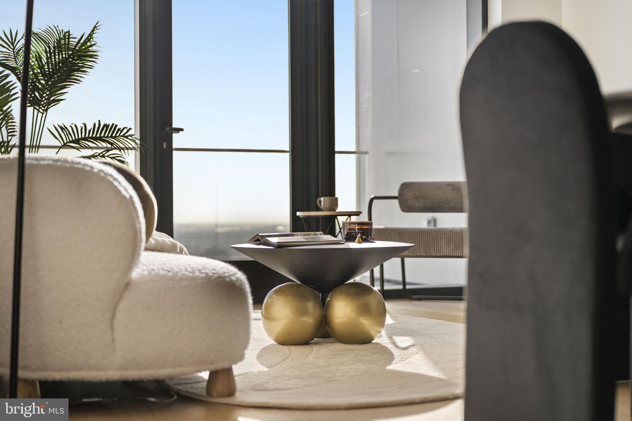 CENTER CITY - Residential Lease